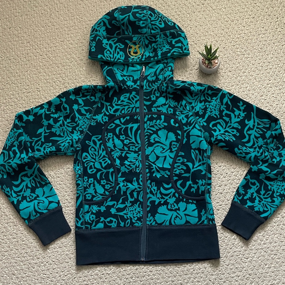 Lululemon remix scuba hoodie *reversible* navy turquoise blue green pattern